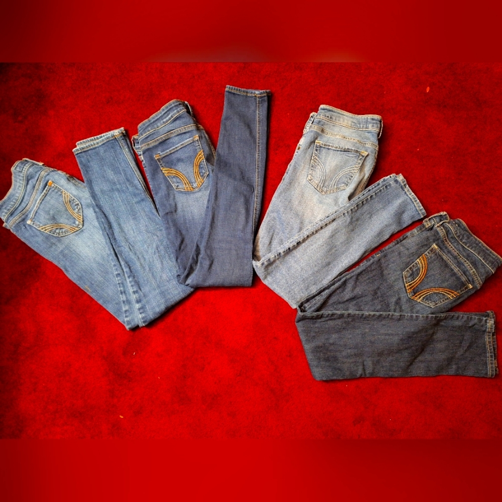 4 pairs of Hollister jeans bundle